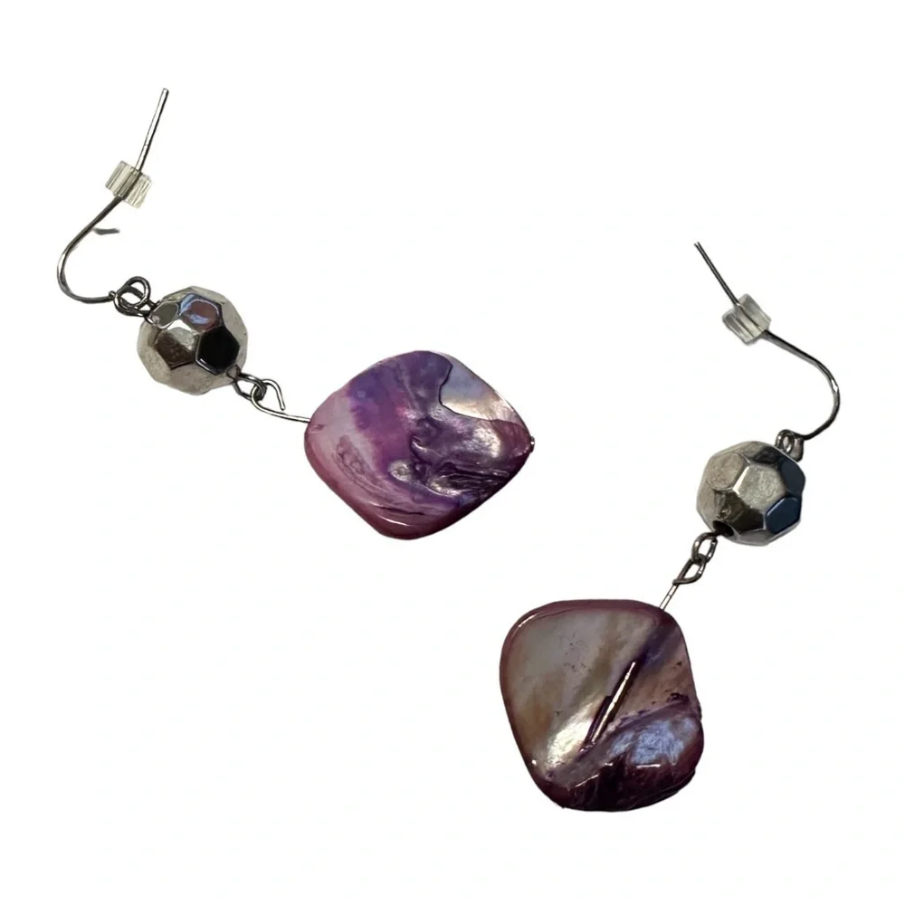 Boutique Purple Mother of Pearl She’ll Dangle Drop Earrings Silver Tone